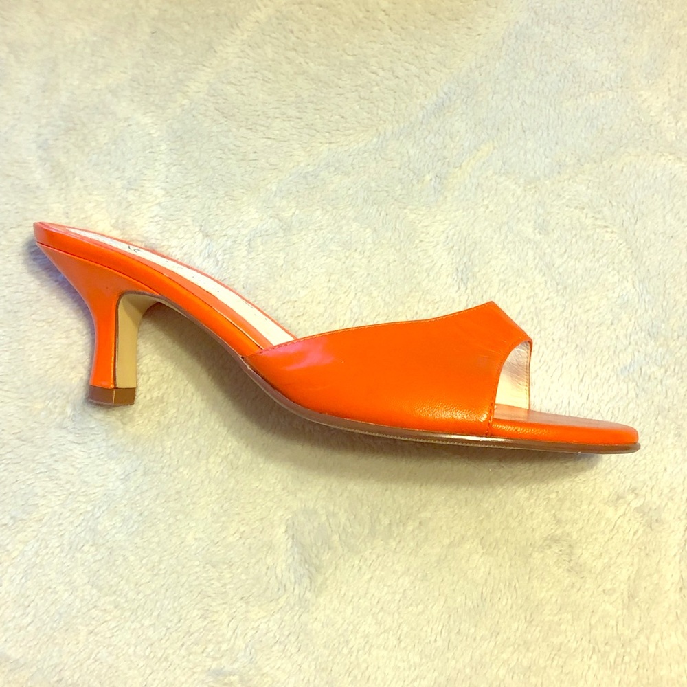 Leather Y2K Vintage 1 1/2 inch slip-on heels